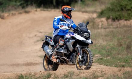 Motorky na enduro trati