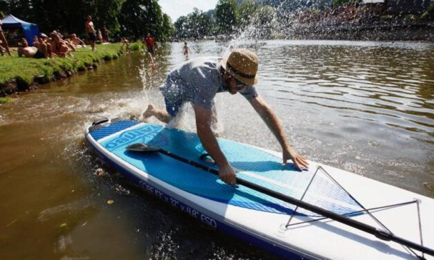 Škola paddleboardingu na Malé Skále