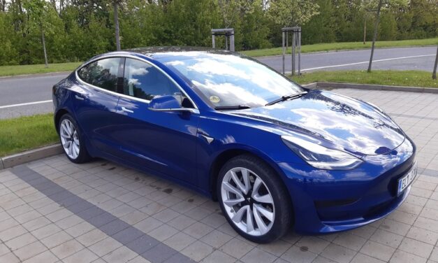 Jízda v elektromobilu Tesla Model 3