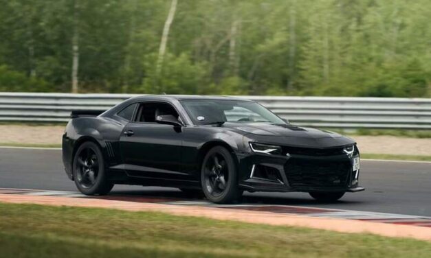 Jízda v supersportu Chevrolet Camaro 2014